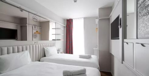 hotel room image