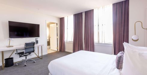 hotel room image