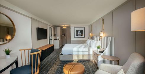 hotel room image