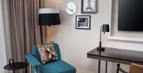 hotel room image