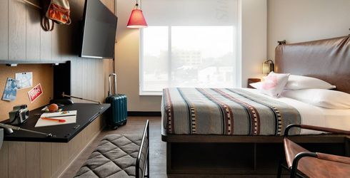 hotel room image