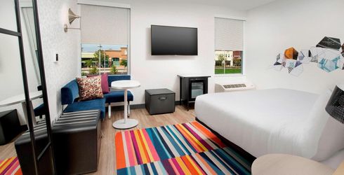 hotel room image