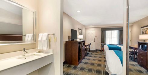 hotel room image