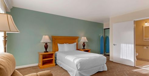 hotel room image