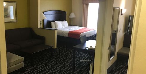 hotel room image