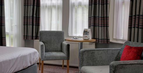 hotel room image