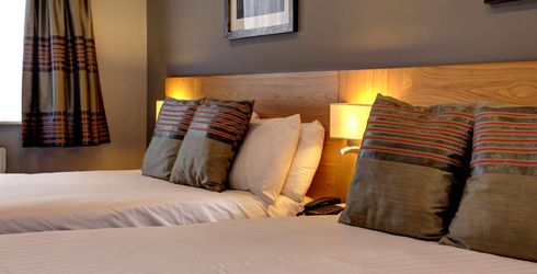 hotel room image