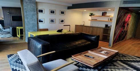 hotel room image