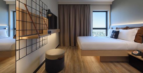 hotel room image