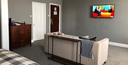 hotel room image