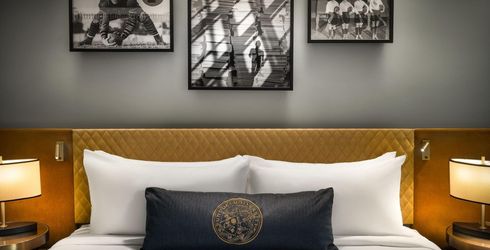 hotel room image