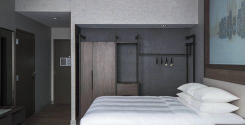 hotel room image