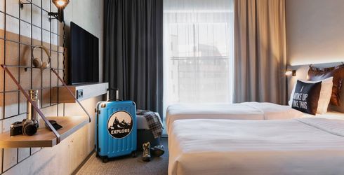 hotel room image