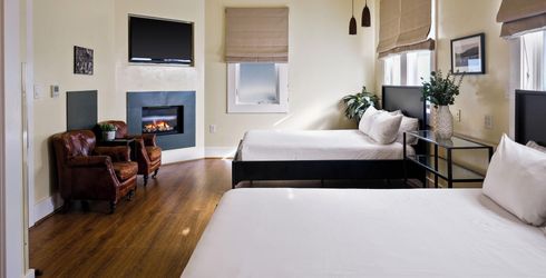 hotel room image