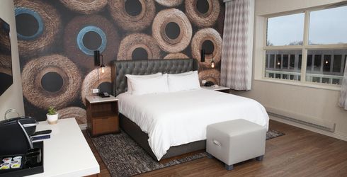 hotel room image