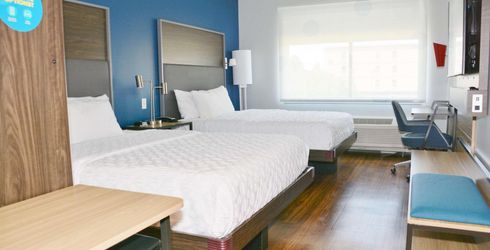 hotel room image