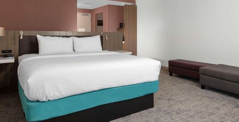 hotel room image