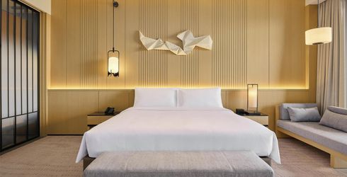 hotel room image