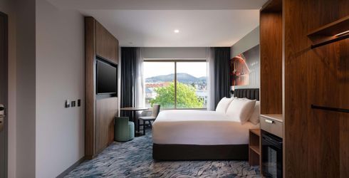 hotel room image