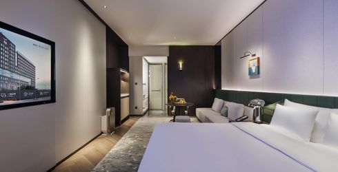 hotel room image