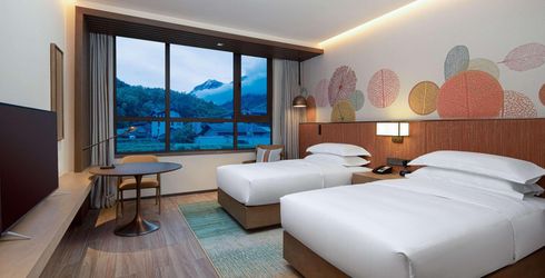 hotel room image