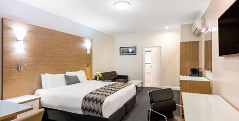 hotel room image