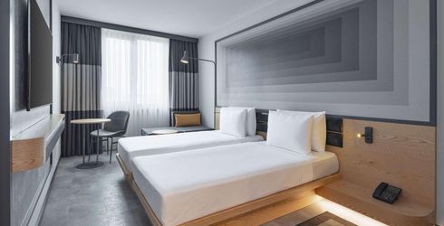 hotel room image