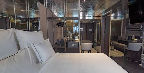 hotel room image