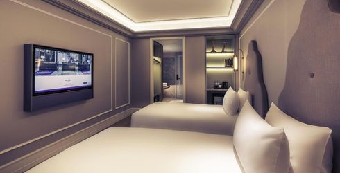 hotel room image