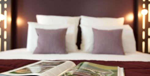 hotel room image
