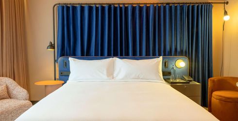 hotel room image
