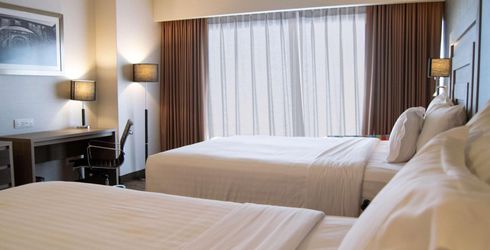hotel room image