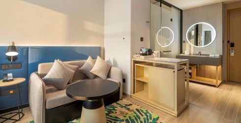 hotel room image