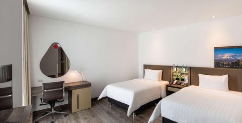 hotel room image