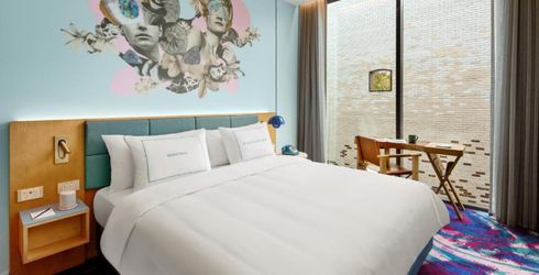 hotel room image