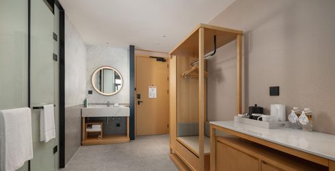 hotel room image