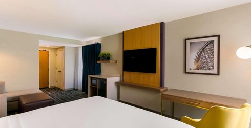 hotel room image