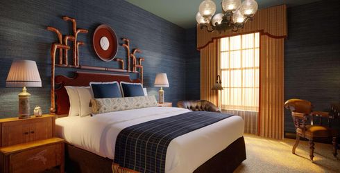 hotel room image