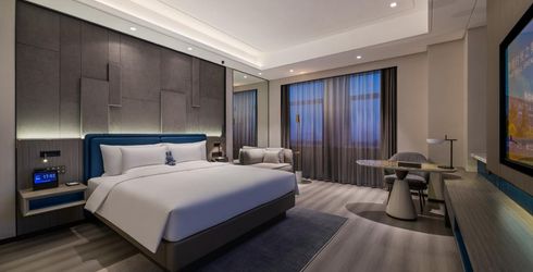 hotel room image