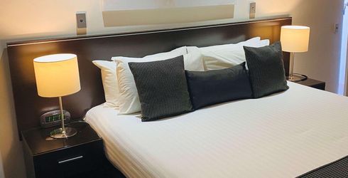 hotel room image