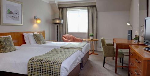 hotel room image