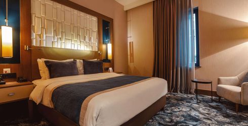 hotel room image