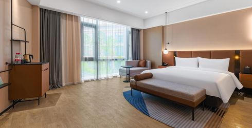 hotel room image