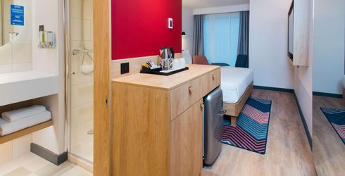 hotel room image