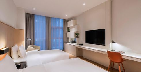 hotel room image
