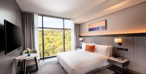 hotel room image
