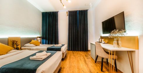 hotel room image