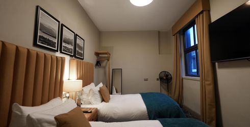 hotel room image