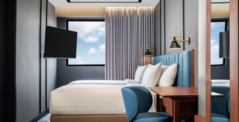 hotel room image