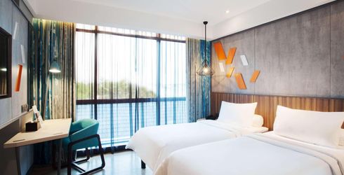 hotel room image